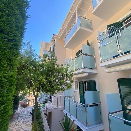Oasis Hotel Perigiali Exteriér fotografie