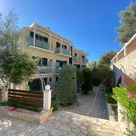 Oasis Hotel Perigiali Exteriér fotografie