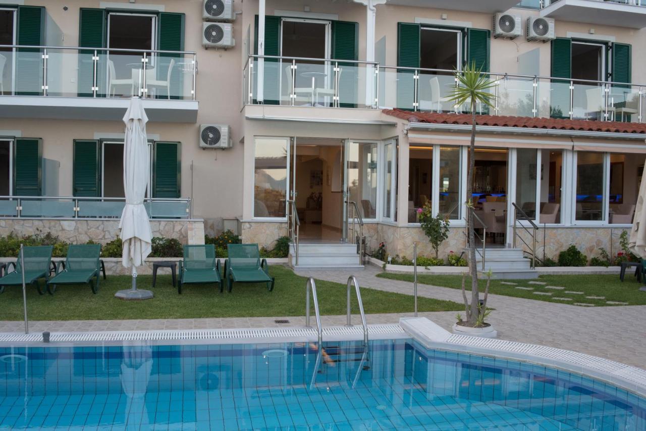 Oasis Hotel Perigiali Exteriér fotografie