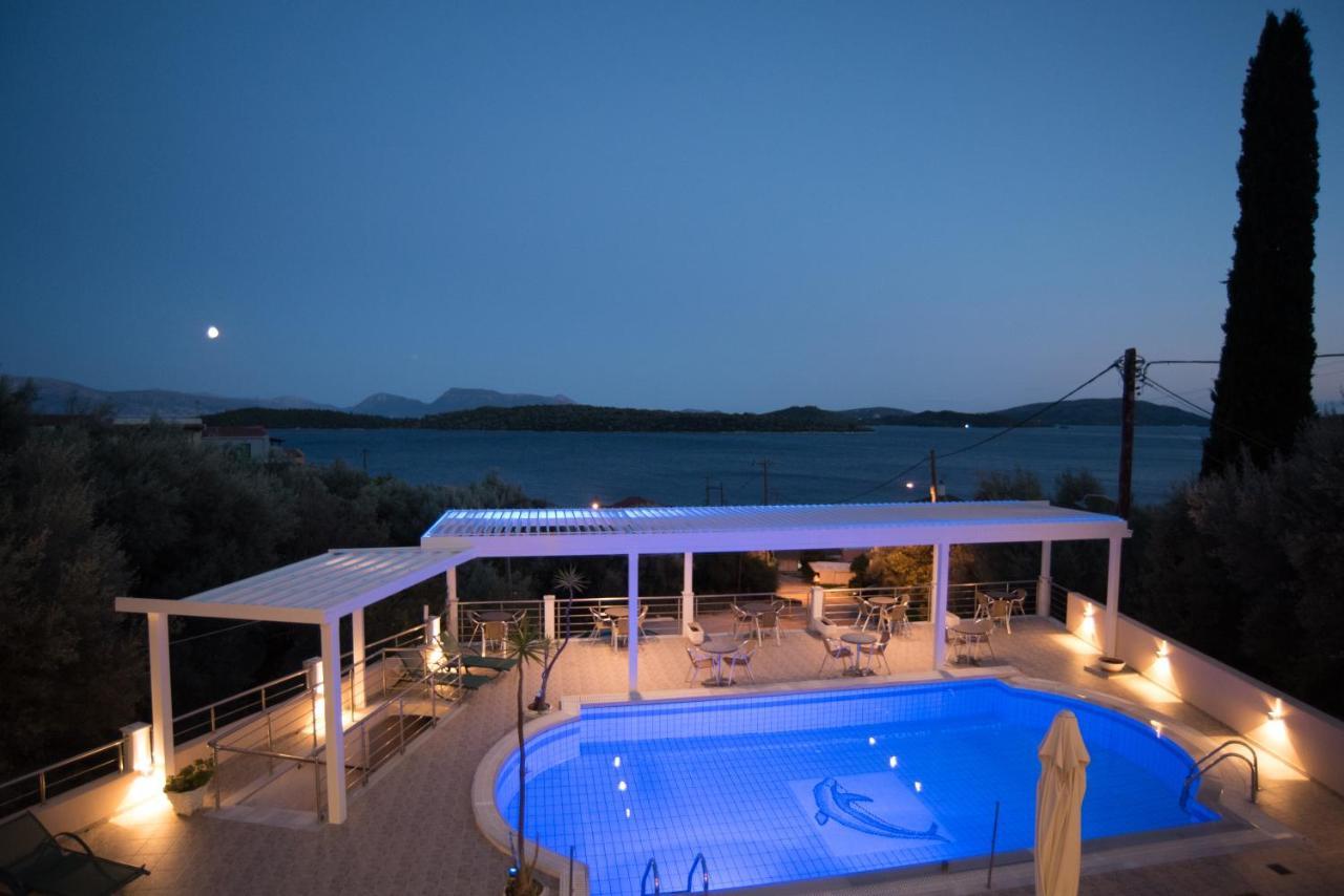 Oasis Hotel Perigiali Exteriér fotografie