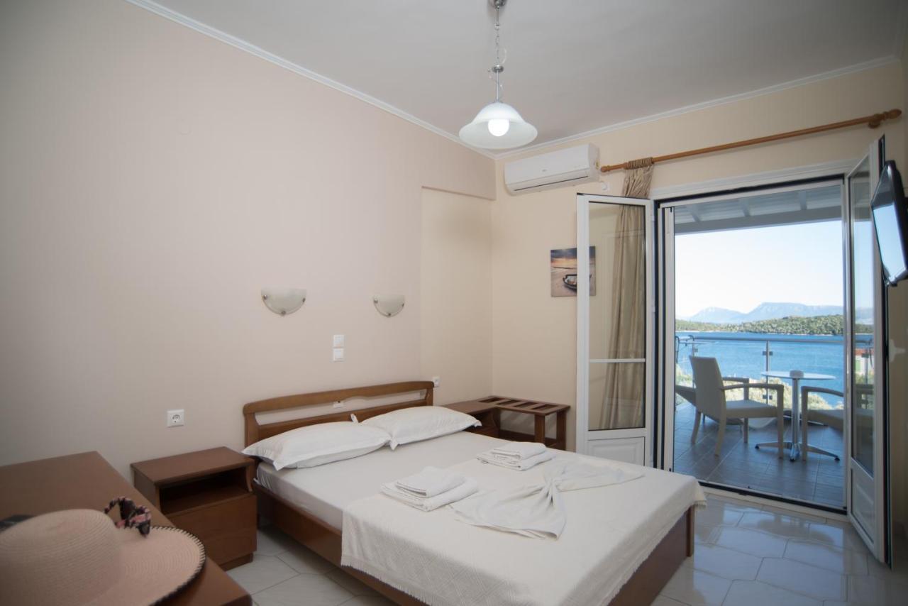 Oasis Hotel Perigiali Exteriér fotografie