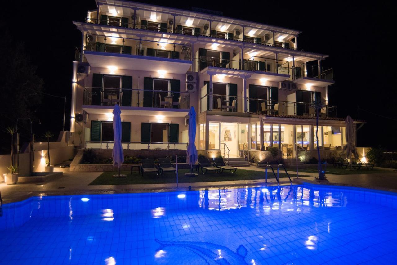 Oasis Hotel Perigiali Exteriér fotografie