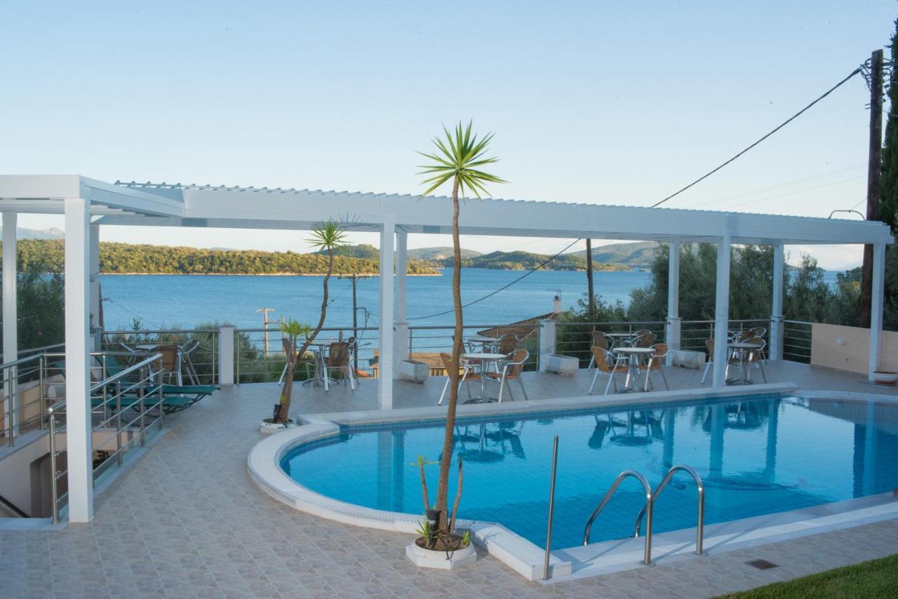 Oasis Hotel Perigiali Exteriér fotografie